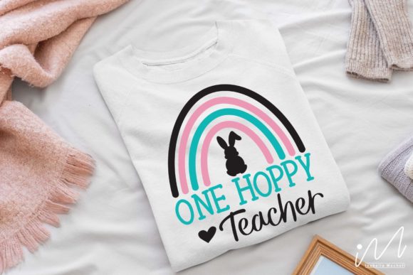 Reviewing the One Hoppy Teacher SVG for Embroidery